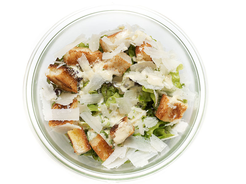 Caesar`s salad im Glas